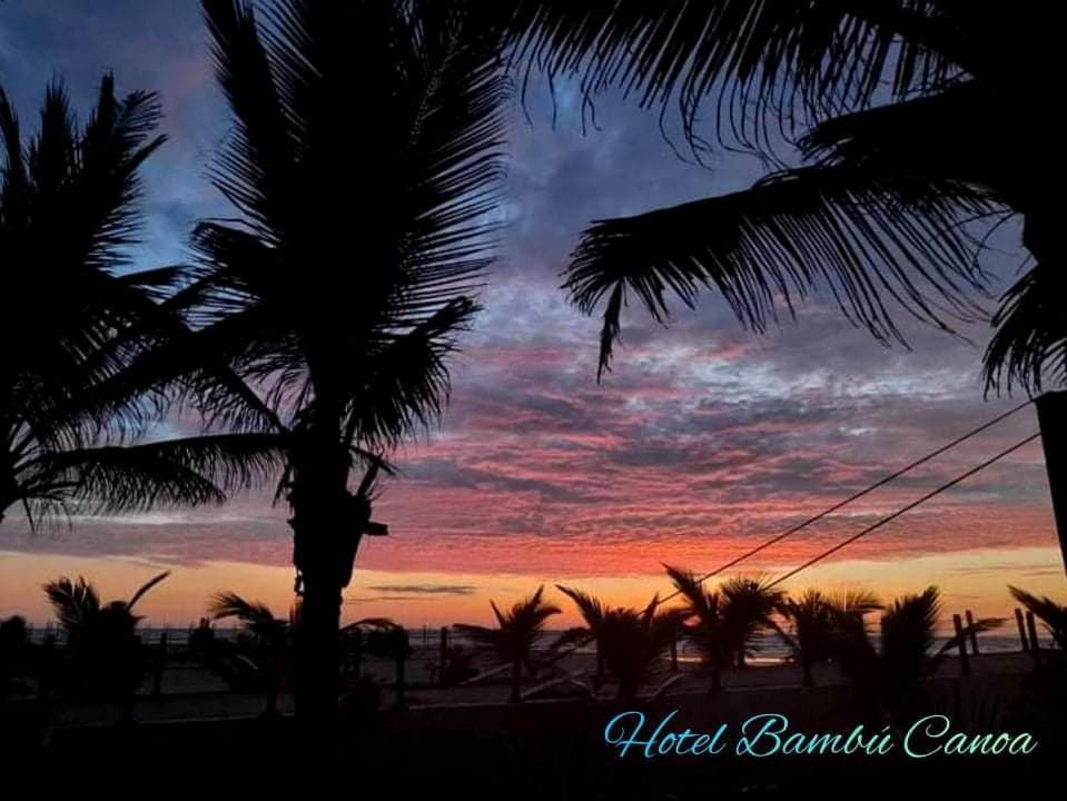 Hotel Bambu Canoa Exterior foto